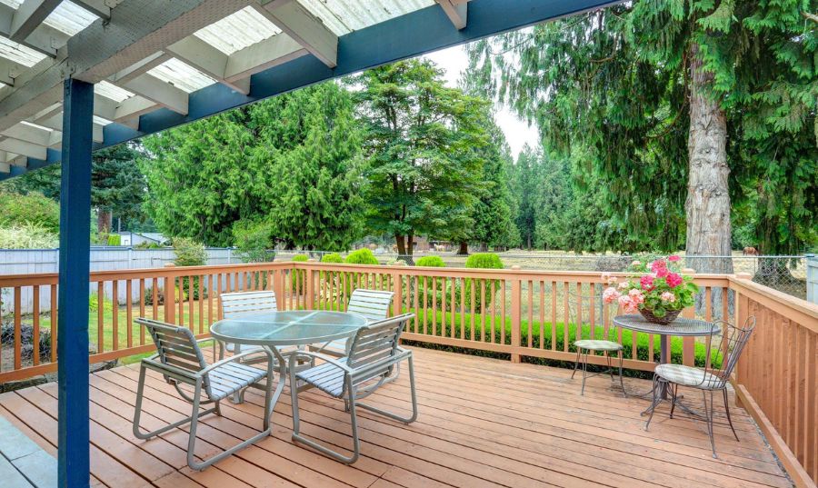 Entryway Deck bronx, new york